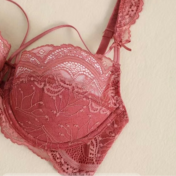 Sexy bra n panty set - Picture 6 of 12